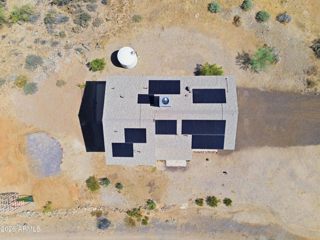42714 N 11TH Avenue, New River, AZ 85087