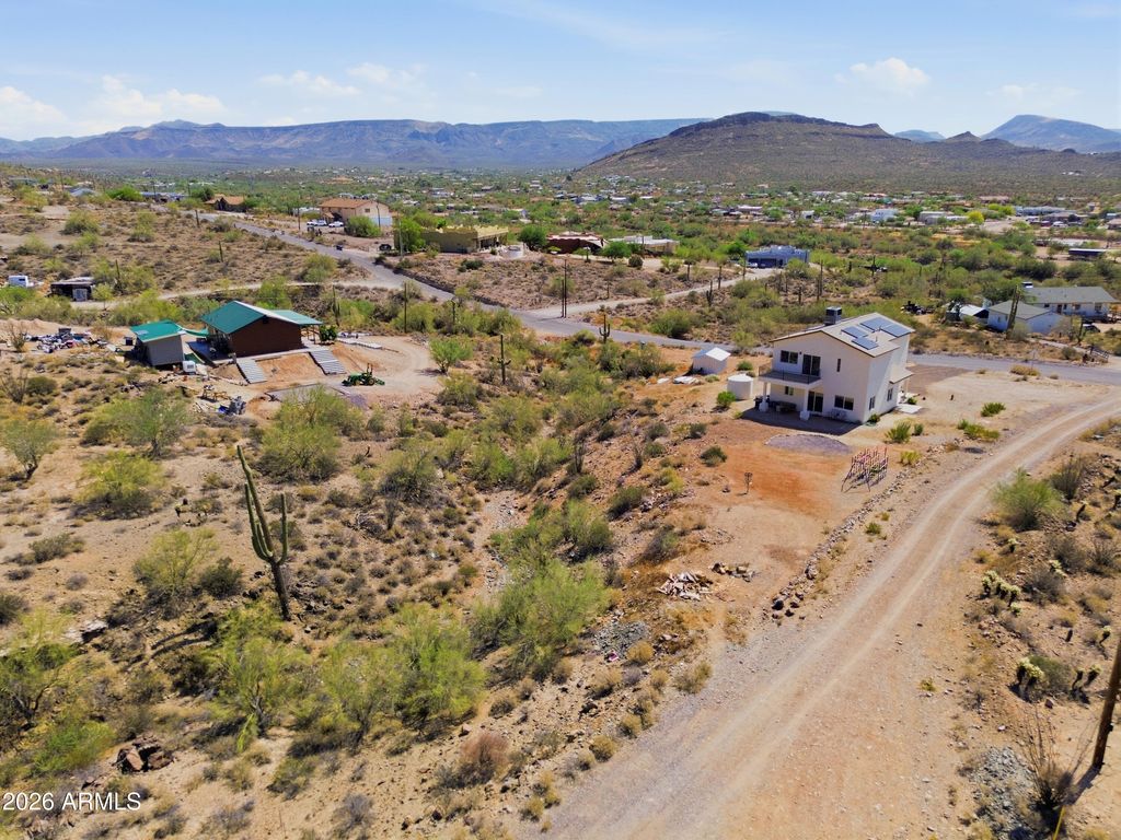 42714 N 11TH Avenue, New River, AZ 85087 — photo 5