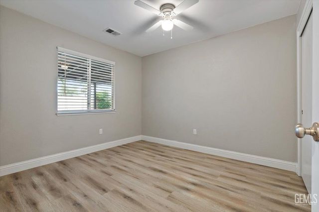 7625 Canyon Clover Drive, Bakersfield, CA 93313