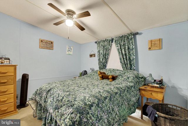 252 LANE AVE, Gettysburg, PA 17325