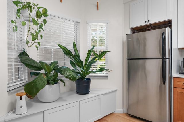 1321 Bayview Drive 4, Fort Lauderdale, FL 33304