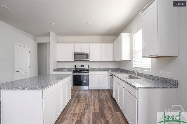 186 Crosstown Avenue, Richmond Hill, GA 31324