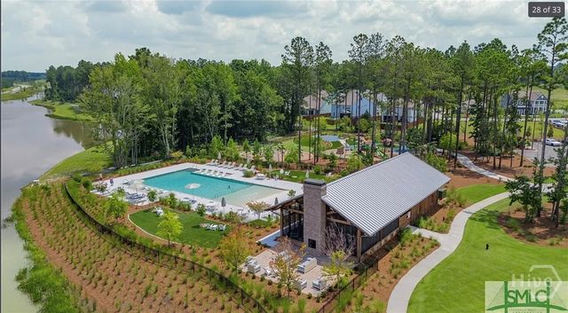 186 Crosstown Avenue, Richmond Hill, GA 31324