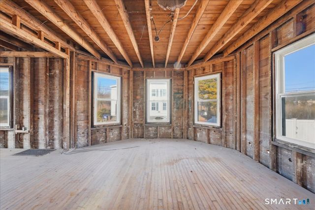 18 Maxson Street, Groton, CT 06355