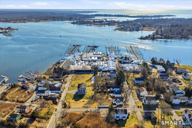 18 Maxson Street, Groton, CT 06355