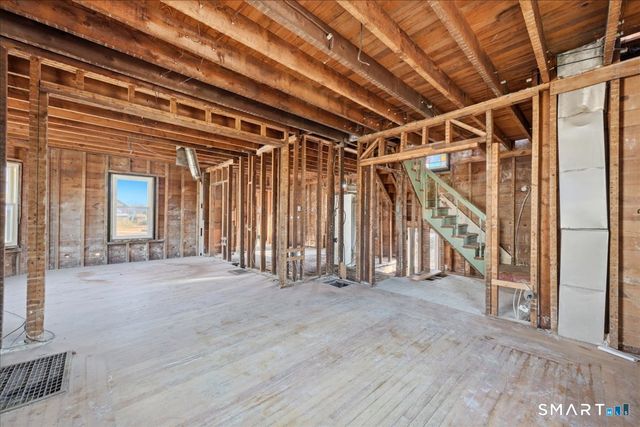 18 Maxson Street, Groton, CT 06355