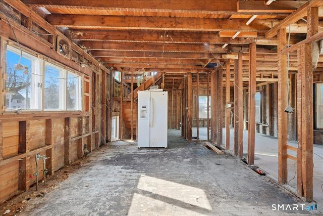 18 Maxson Street, Groton, CT 06355