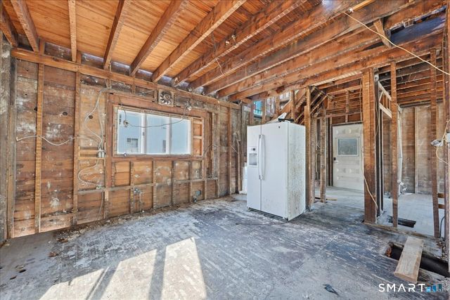 18 Maxson Street, Groton, CT 06355