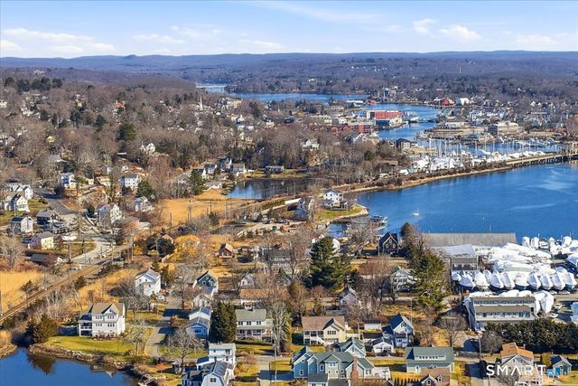 18 Maxson Street, Groton, CT 06355