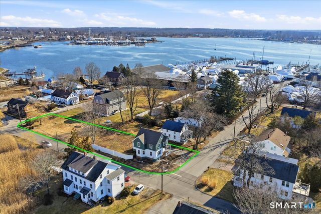 18 Maxson Street, Groton, CT 06355