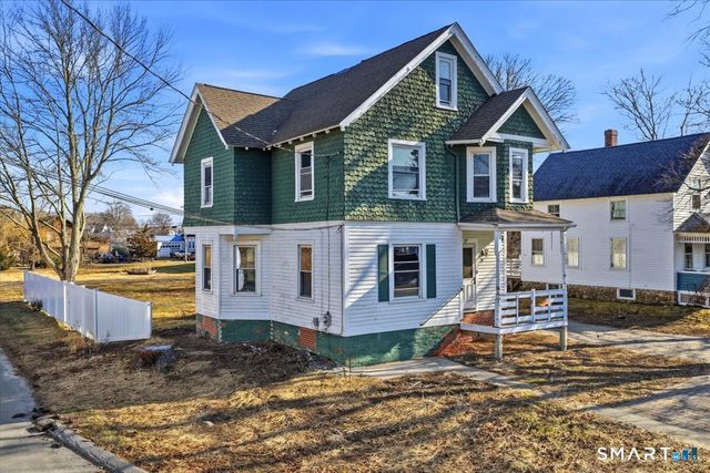 18 Maxson Street, Groton, CT 06355