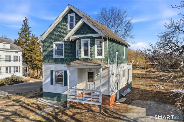 18 Maxson Street, Groton, CT 06355