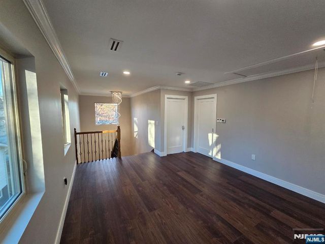 25 Winant Avenue, Ridgefield Park, NJ 07660