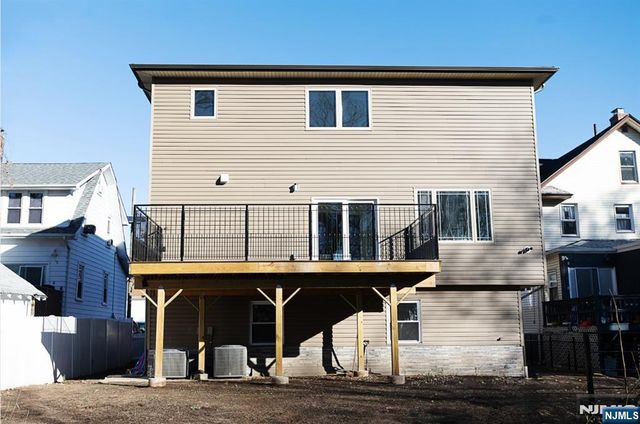 25 Winant Avenue, Ridgefield Park, NJ 07660