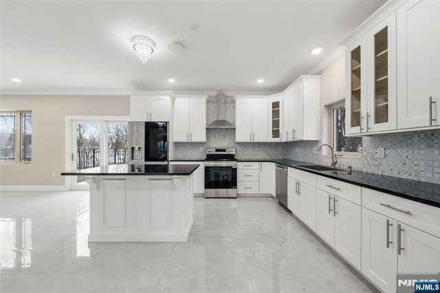 25 Winant Avenue, Ridgefield Park, NJ 07660