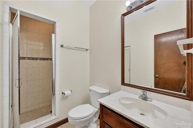 2804 Charlotte Drive, Pharr, TX 78577