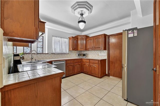 2804 Charlotte Drive, Pharr, TX 78577