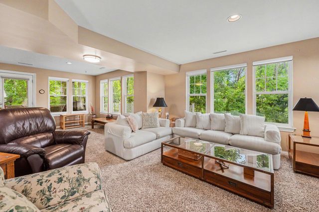 1808 Briam Drive, Valparaiso, IN 46383