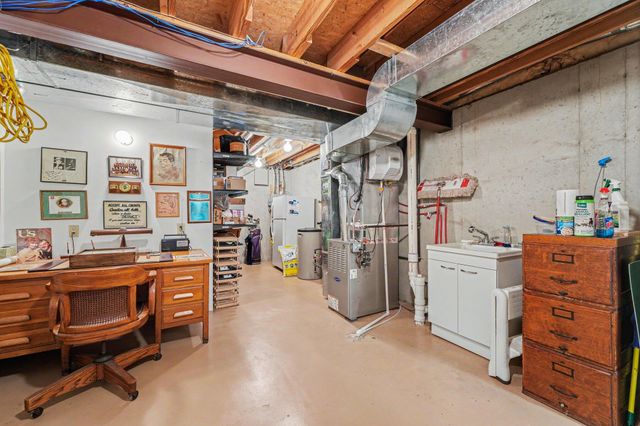 1808 Briam Drive, Valparaiso, IN 46383
