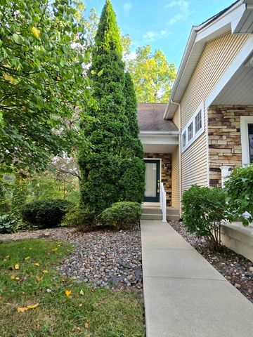 1808 Briam Drive, Valparaiso, IN 46383