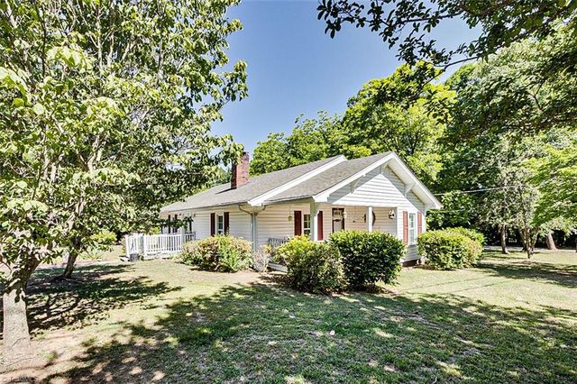 349 Ridge Road, Seagrove, NC 27341