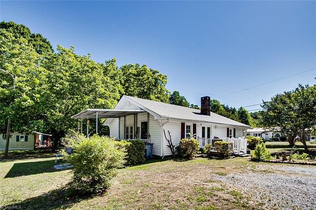 349 Ridge Road, Seagrove, NC 27341