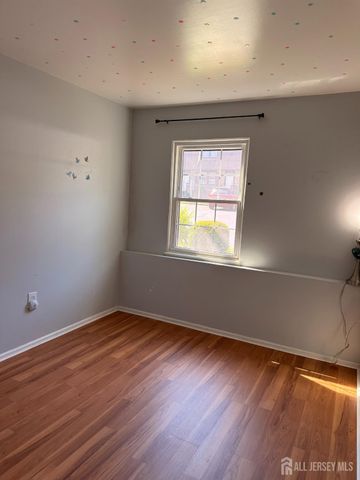 115 Orlando Street, Edison, NJ 08817