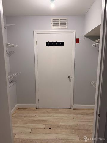 115 Orlando Street, Edison, NJ 08817