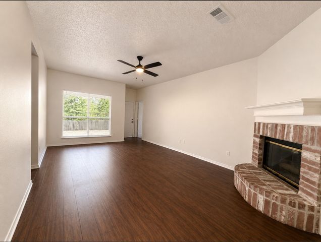 6409 Riverwater Trail, Fort Worth, TX 76179
