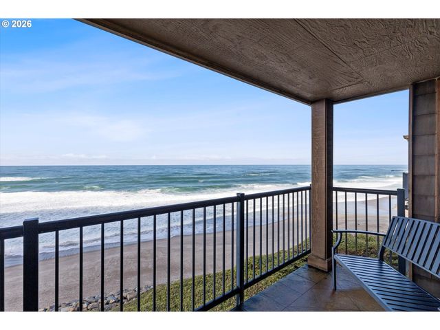 325 LANCER St 39, Lincoln City, OR 97367