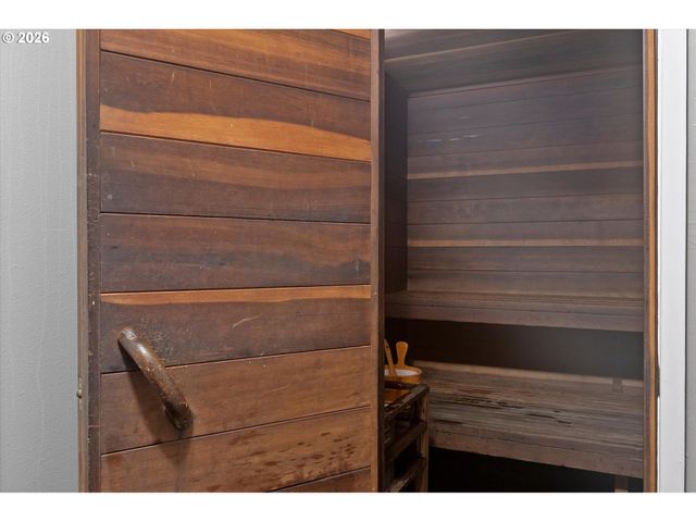 325 LANCER St 39, Lincoln City, OR 97367