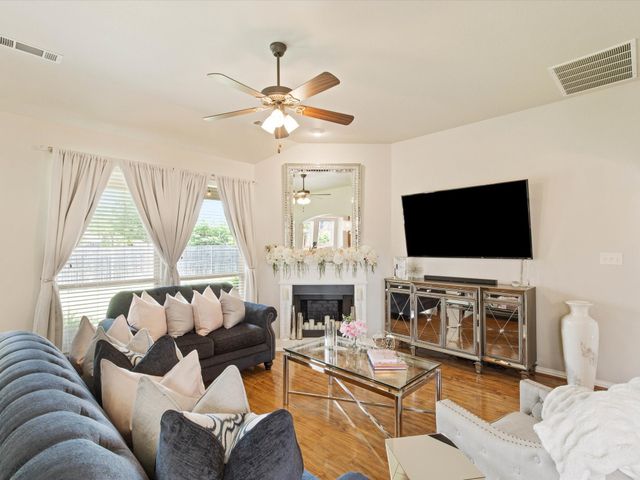 8720 Devonshire Drive, Fort Worth, TX 76131