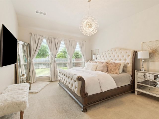 8720 Devonshire Drive, Fort Worth, TX 76131