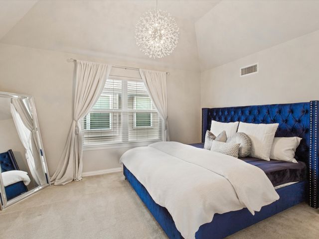 8720 Devonshire Drive, Fort Worth, TX 76131