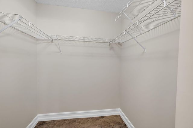 6960 SW 39th Street 207e, Davie, FL 33314