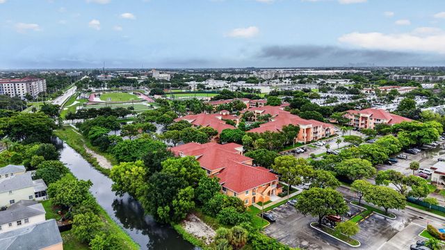 6960 SW 39th Street 207e, Davie, FL 33314