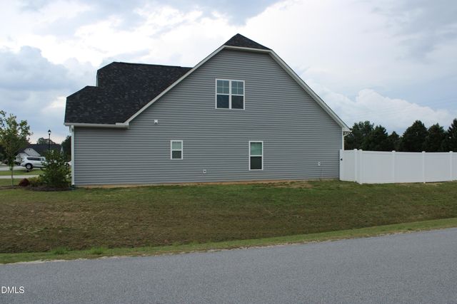 20 E Sand Luggs Court, Angier, NC 27501