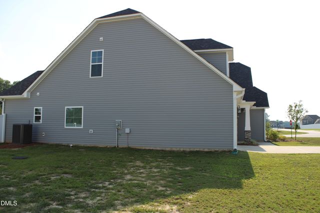 20 E Sand Luggs Court, Angier, NC 27501