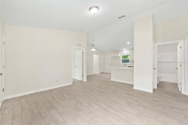 360 LOCUST ROAD, Ocala, FL 34472