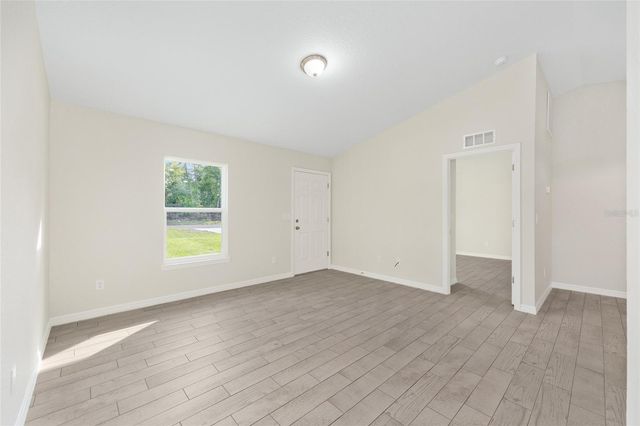 360 LOCUST ROAD, Ocala, FL 34472