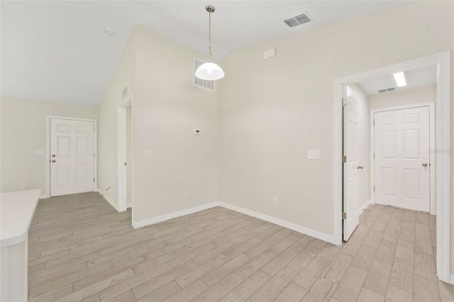 360 LOCUST ROAD, Ocala, FL 34472