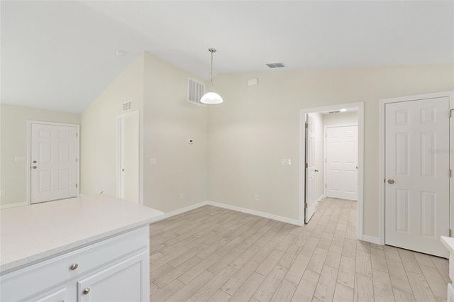 360 LOCUST ROAD, Ocala, FL 34472