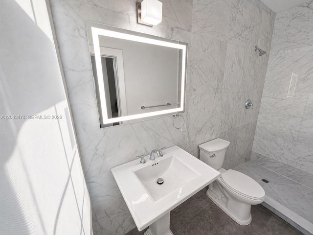 3025 Indian Creek Dr 109 109, Miami Beach, FL 33140
