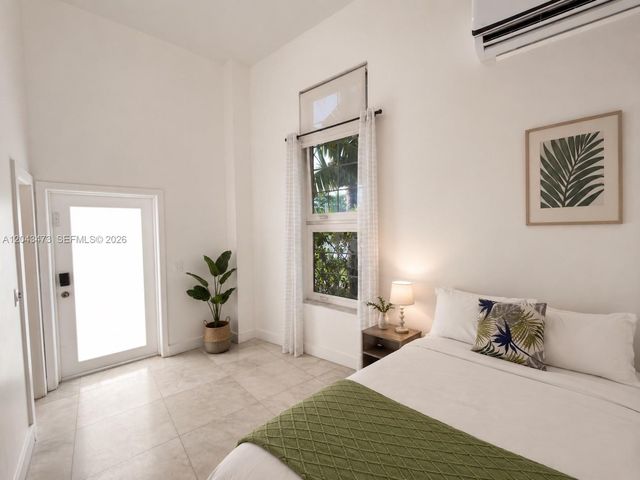 3025 Indian Creek Dr 109 109, Miami Beach, FL 33140