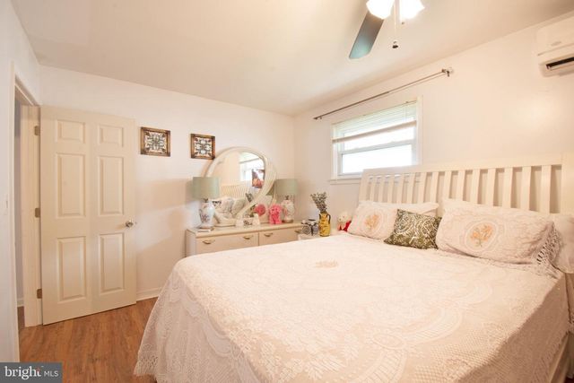 7 GAINOR RD, New Castle, DE 19720