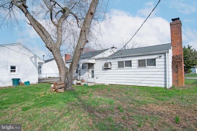 7 GAINOR RD, New Castle, DE 19720