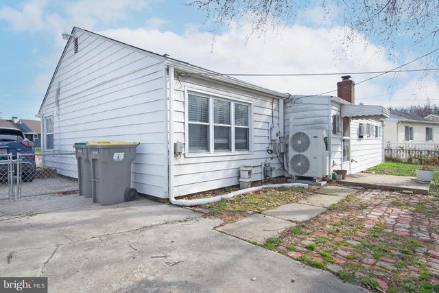 7 GAINOR RD, New Castle, DE 19720