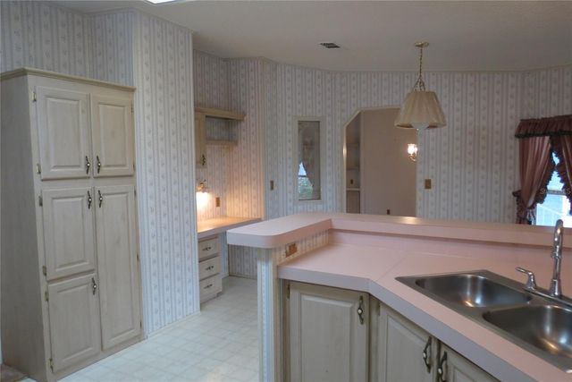 36603 JODI AVENUE, Zephyrhills, FL 33542