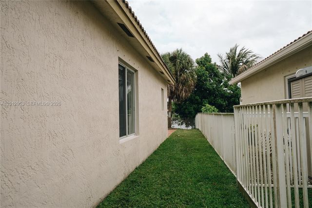 4595 SW 125th Ln, Miramar, FL 33027
