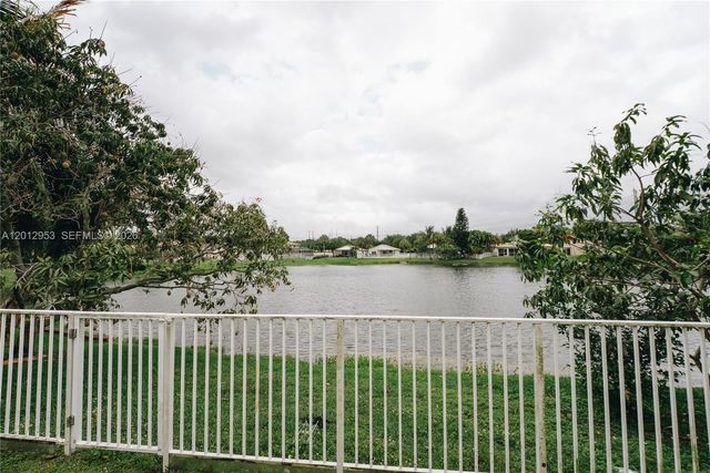 4595 SW 125th Ln, Miramar, FL 33027